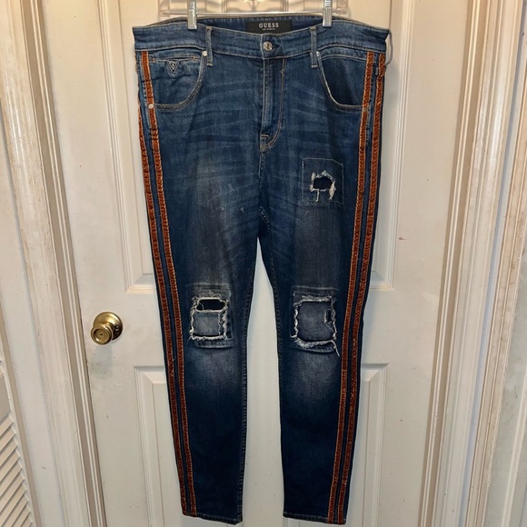 GUESS Men’s Distressed Utility Fit Denim Jeans. Sz 38X32. - Picture 1 of 9